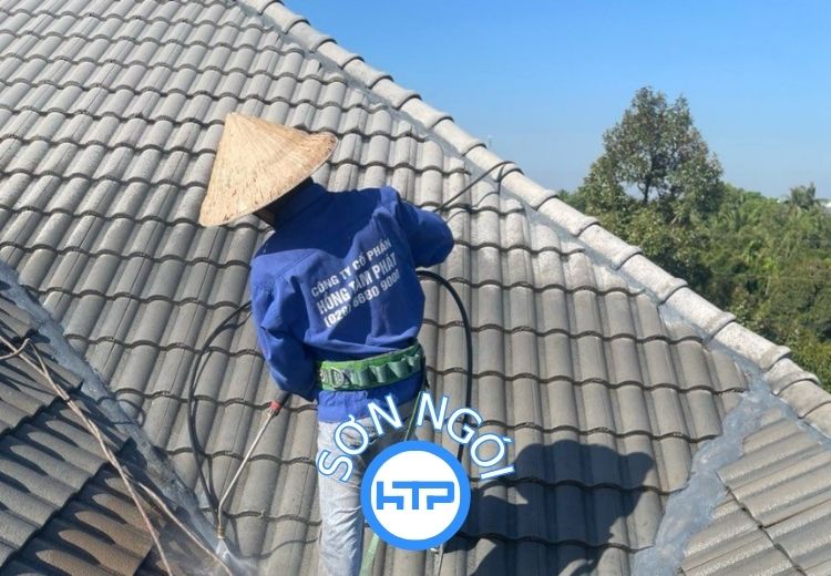 Công trình bụi bẩn cần xử lý vệ sinh trước khi sơn
